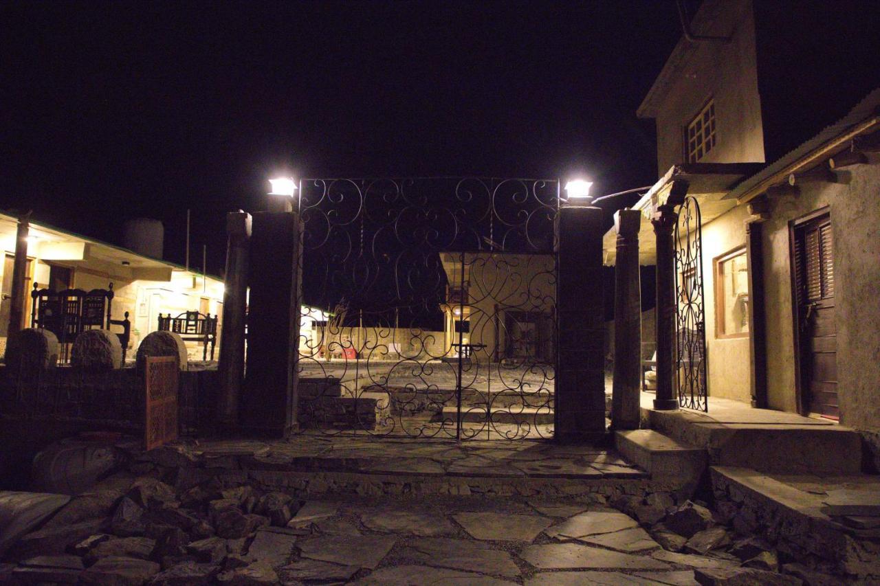 Baltistan Fort Skardu Resort Esterno foto